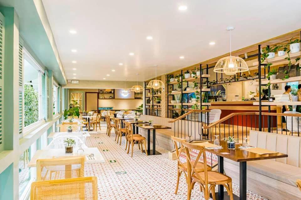 Bali Village Hotel Tagaytay City Bagian luar foto