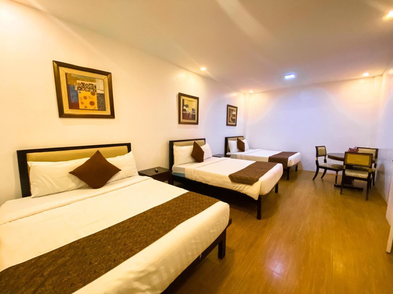Bali Village Hotel Tagaytay City Bagian luar foto