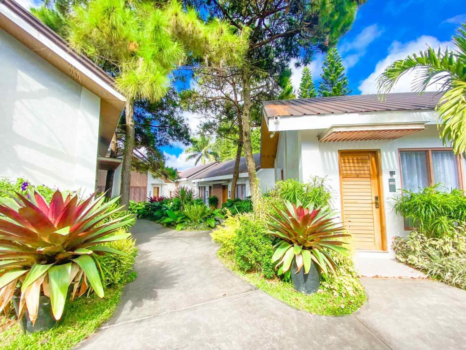 Bali Village Hotel Tagaytay City Bagian luar foto