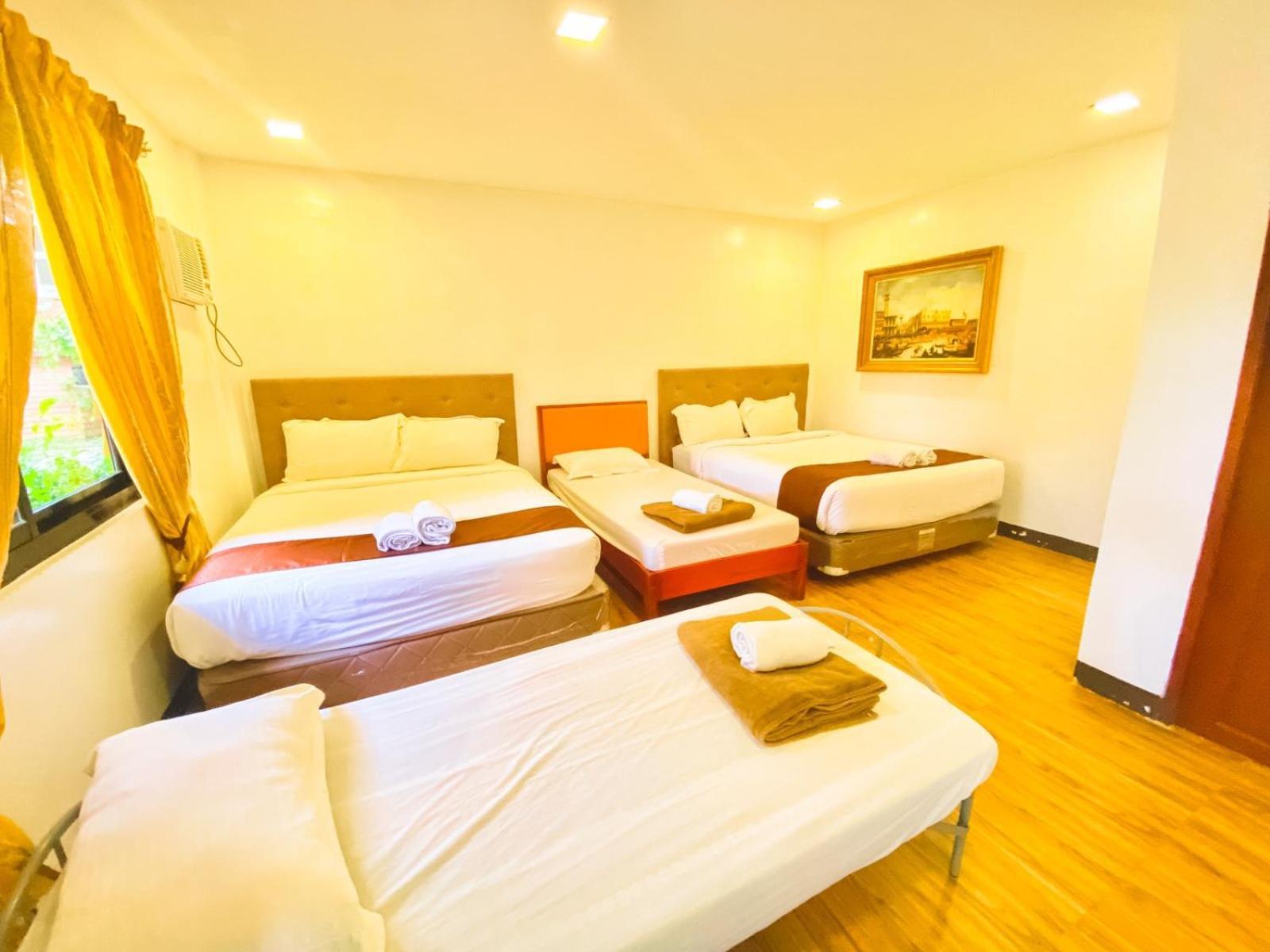 Bali Village Hotel Tagaytay City Bagian luar foto