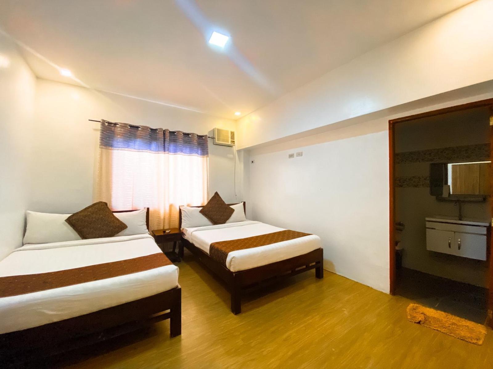 Bali Village Hotel Tagaytay City Bagian luar foto