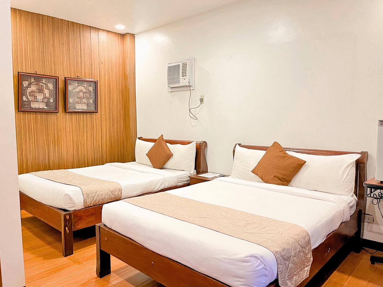 Bali Village Hotel Tagaytay City Bagian luar foto