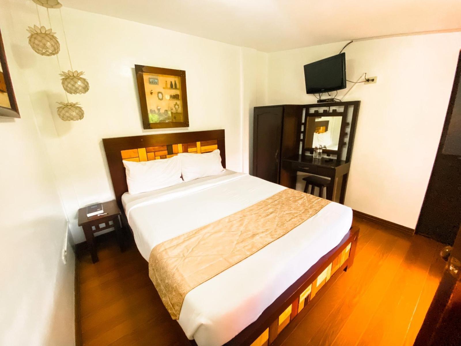 Bali Village Hotel Tagaytay City Bagian luar foto