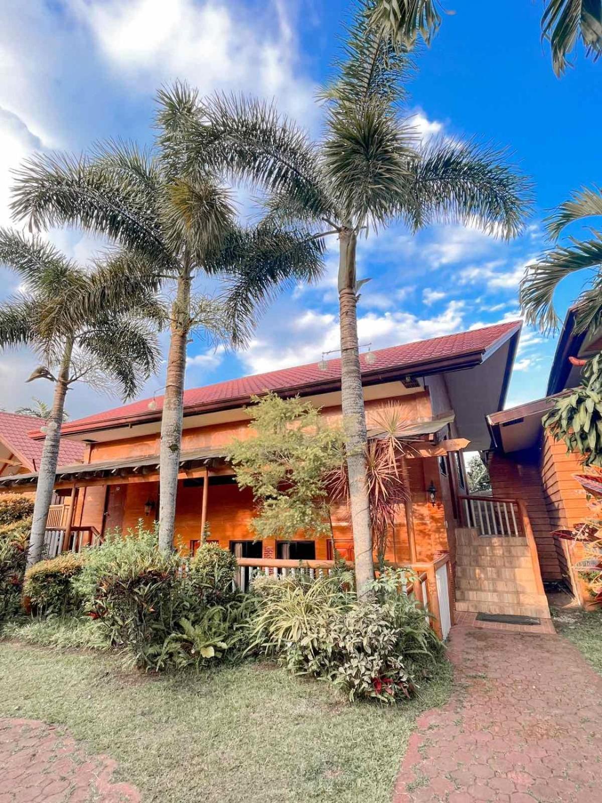Bali Village Hotel Tagaytay City Bagian luar foto